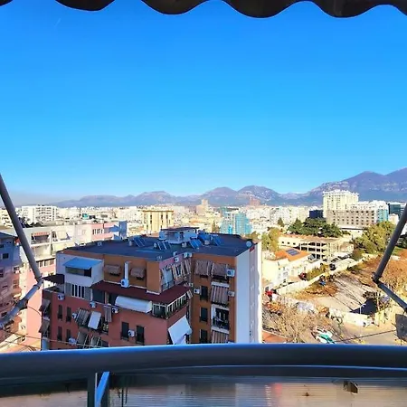 Ring Corner Flat W/ 24h Check In Apartment