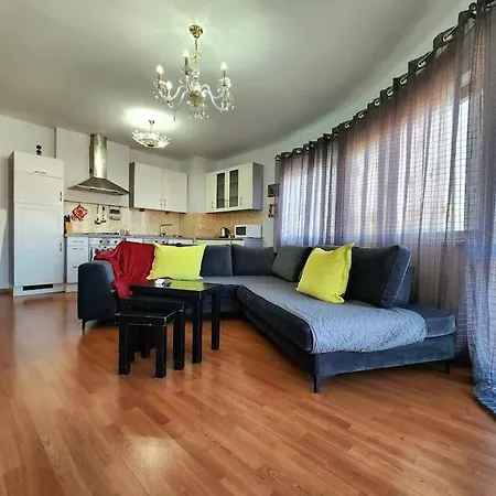 Apartment Ring Corner Flat W/ 24h Check In *